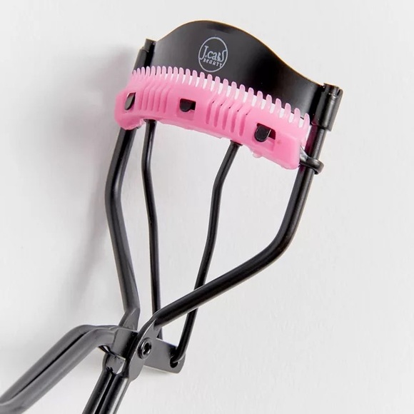 Urban Outfitters Eyelash Comb Curler - Picture 2 of 4
